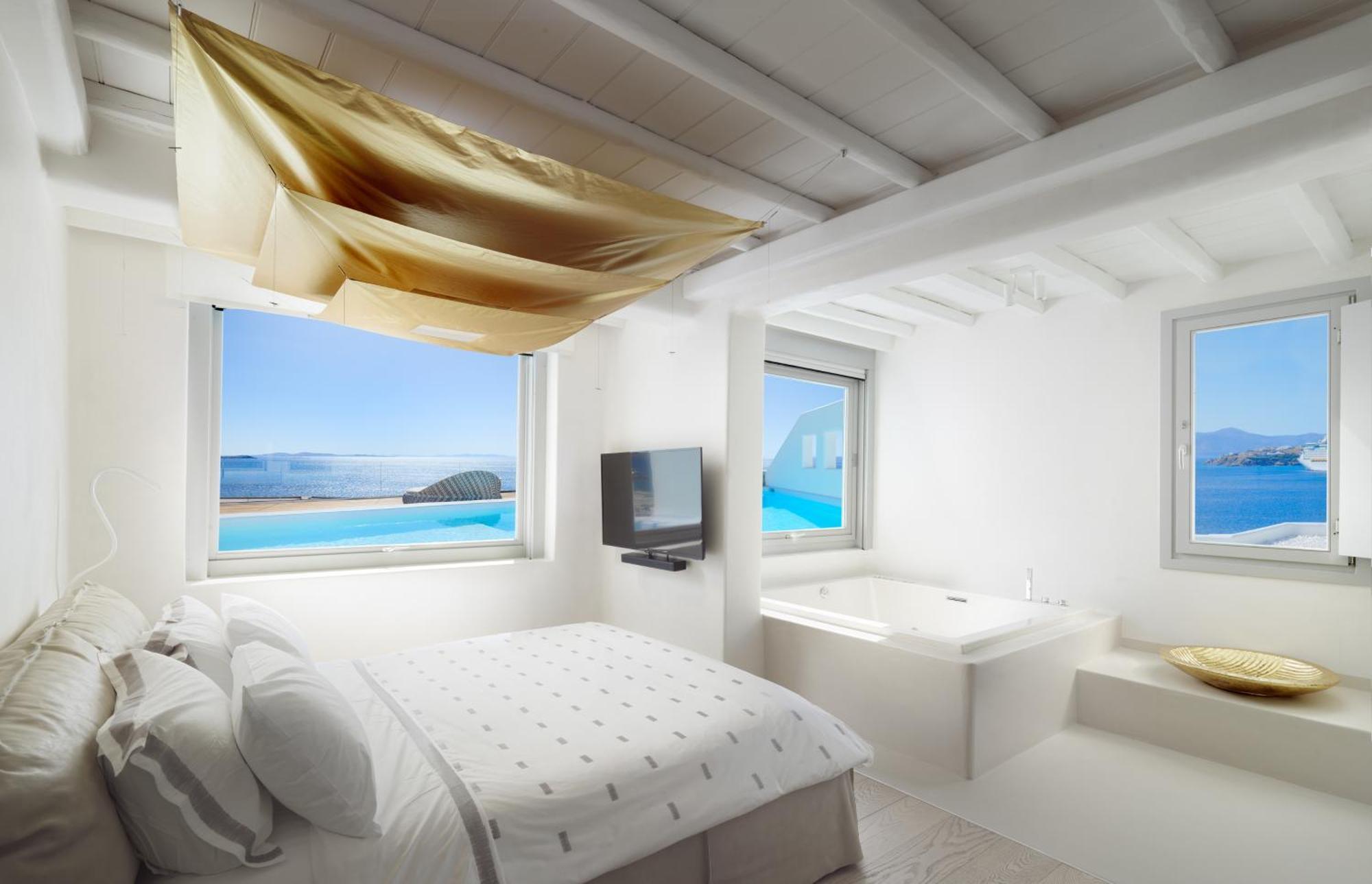 Cavo Tagoo Mykonos Hotel 5*